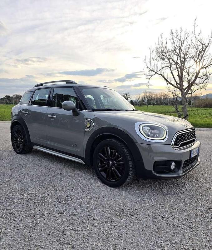 Usata Mini Cooper S Countryman Business 136 CV (100 kW) 2019 Grigio SUV