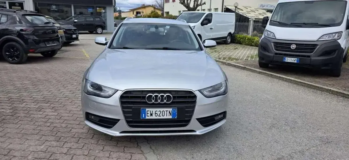 Usata Audi A4 Business 120 CV (88 kW) 2014 Argento Station wagon