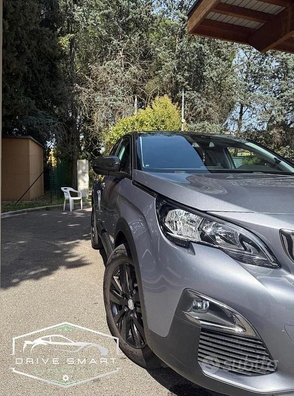 Usata Peugeot 3008 S 131 CV (96 kW) 2020 Grigio SUV