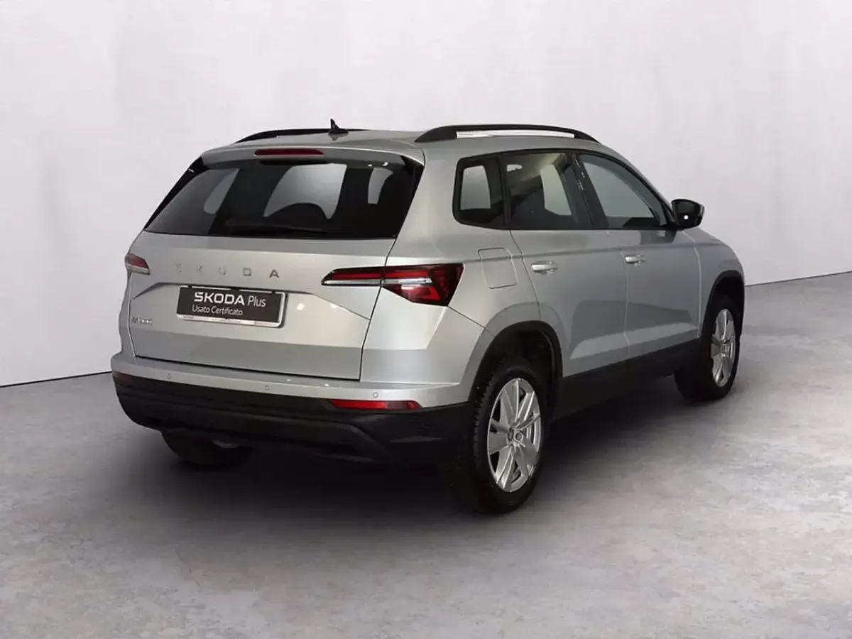 Usata Skoda Karoq Executive 150 CV (110 kW) 2025 Argento brillante metallizzato SUV