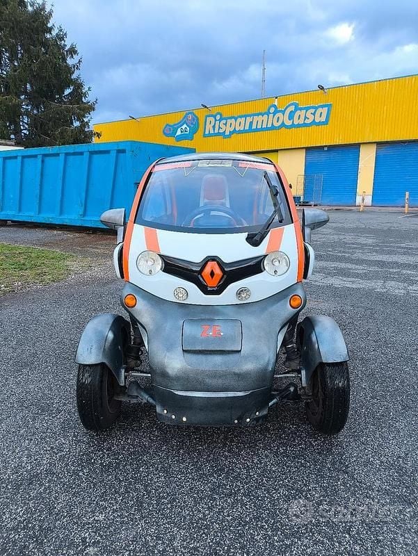 Usata Renault Twizy 13 kW (18 CV) 2016 Bianco Utilitaria