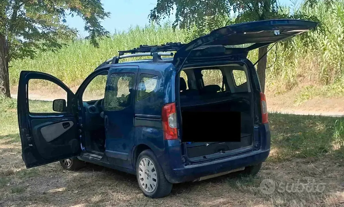 Usata Fiat Qubo Trekking 77 CV (56 kW) 2009 Bluazzurro Monovolume