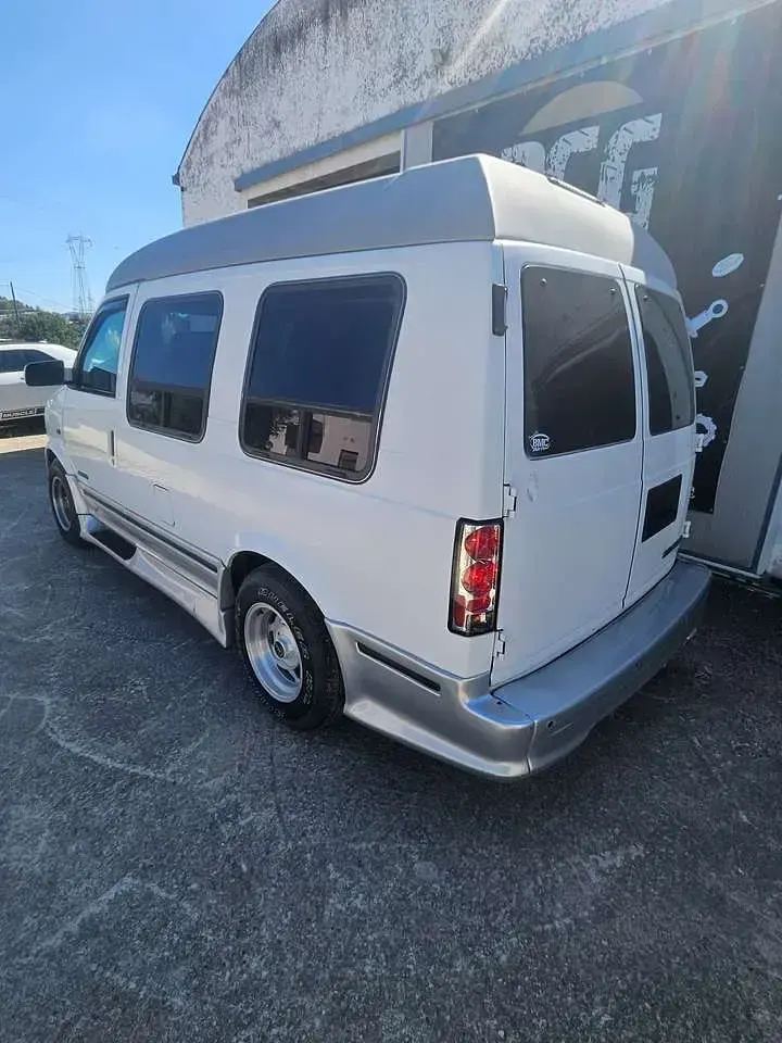 Usata Chevrolet Astro 195 CV (143 kW) 1996 Bianco Monovolume