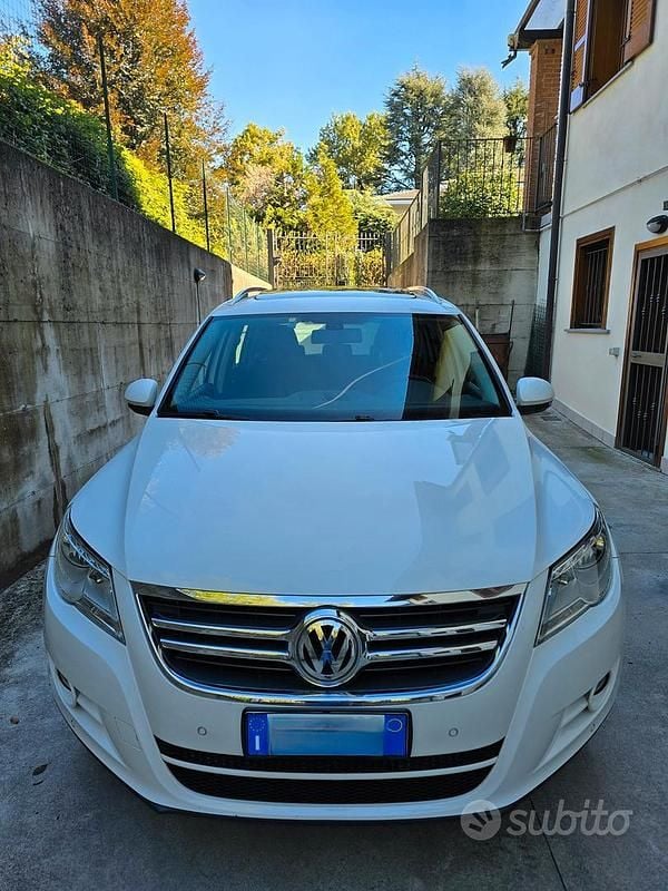Usata VW Tiguan 140 CV (102 kW) 2011 Bianco SUV