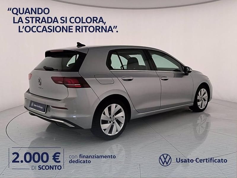 Usata VW Golf VIII Style 150 CV (110 kW) 2025 Dolomite silver metallizzato Berlina