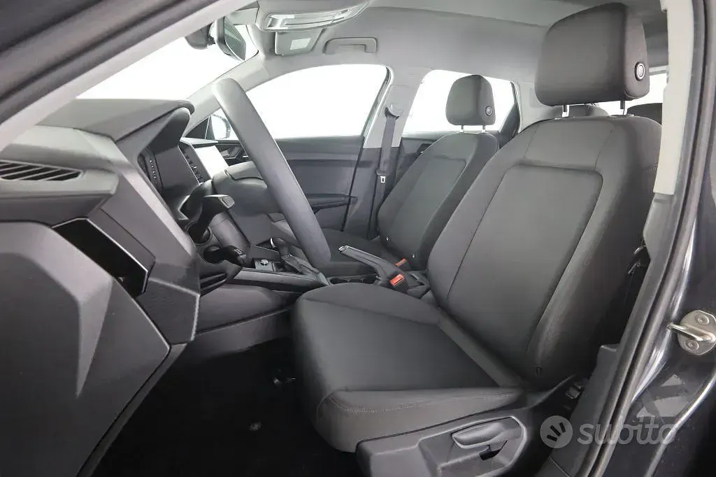 Usata Audi A1 110 CV (80 kW) 2023 Grigio manhattan SUV