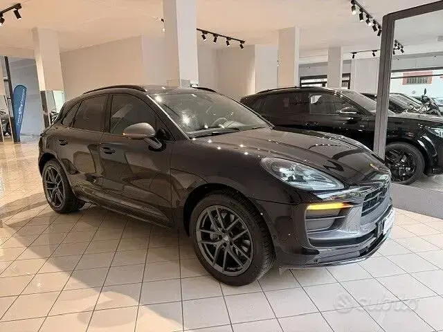 Usata Porsche Macan T 265 CV (194 kW) 2023 Nero SUV