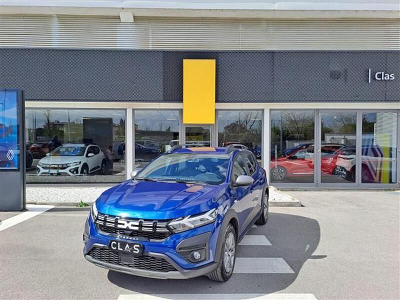 Usata Dacia Sandero Comfort 101 CV (74 kW) 2023 Blu/azzurro Utilitaria