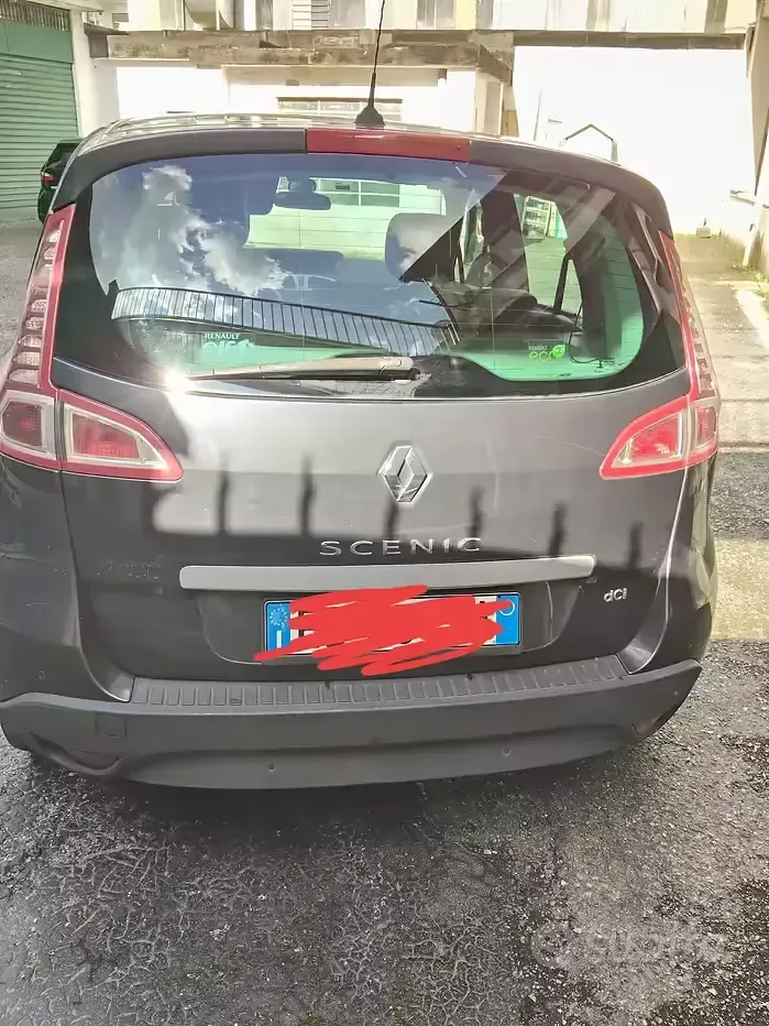 Usata Renault Scenic E-Tech 110 CV (80 kW) 2010 Grigio Monovolume