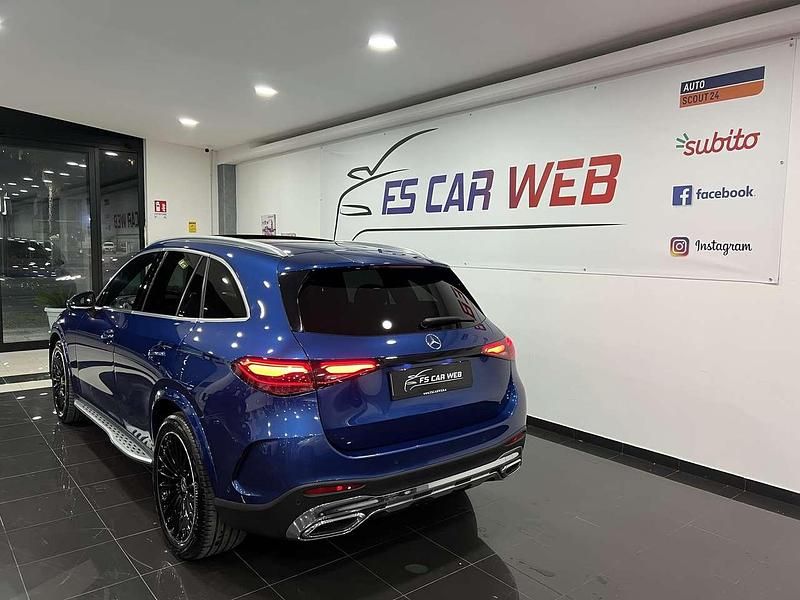 Usata Mercedes GLC220 AMG Line Premium Plus 197 CV (144 kW) 2023 Blu/azzurro SUV