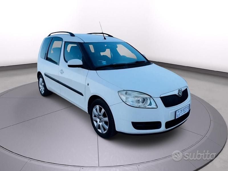 Usata Skoda Roomster 69 CV (50 kW) 2010 Bianco Monovolume
