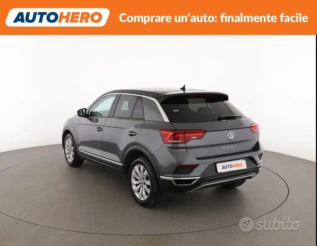 Usata VW T-Roc 116 CV (85 kW) 2019 Grigio SUV