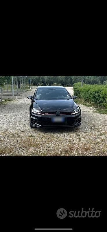 Usata 2019 VW Golf GTI Tre volumi | 20.300 € - Immagine 1/4
