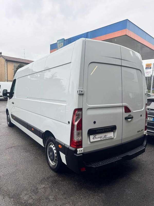 Usata Renault Master 145 CV (106 kW) 2017 Bianco Furgone