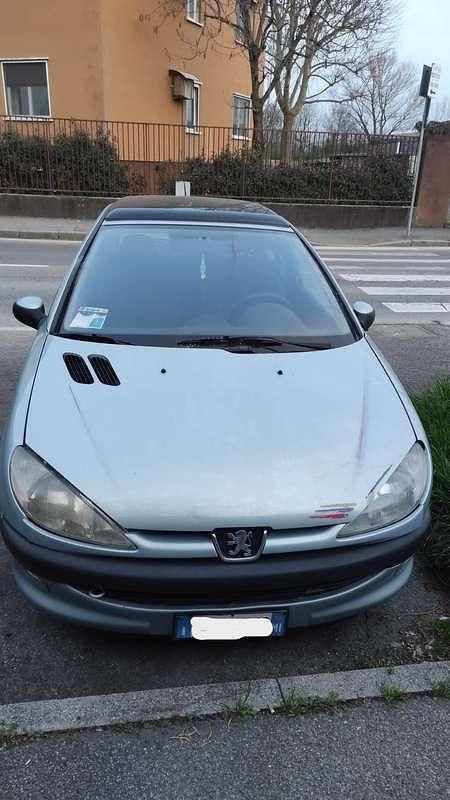 Usata Peugeot 206 60 CV (44 kW) 2002 Blu/azzurro Berlina