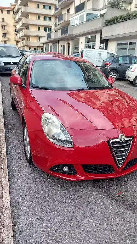 Usata Alfa Romeo Giulietta 105 CV (77 kW) 2011 Utilitaria