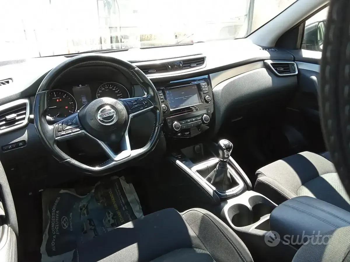 Usata Nissan Qashqai Tekna+ 116 CV (85 kW) 2019 Bianco SUV