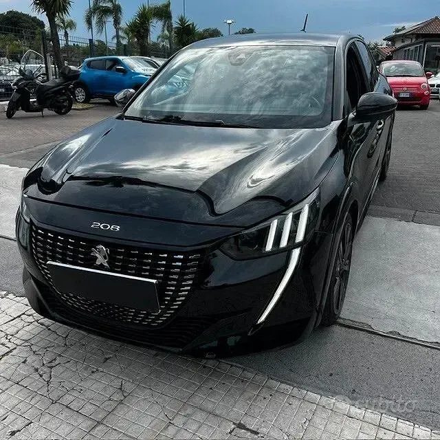 Usata Peugeot 208 GT 131 CV (96 kW) 2023 Nero Utilitaria