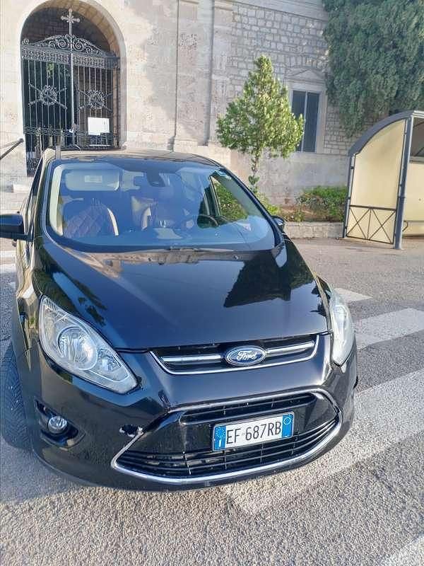 Usata 2011 Ford C-MAX Titanium Monovolume | 6000 € (Buon prezzo) - Immagine 1/4