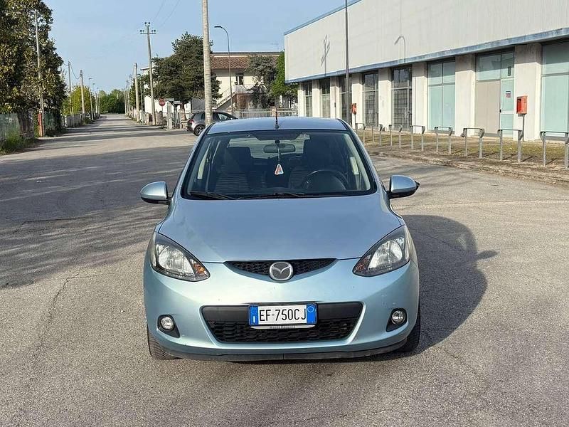 Usata Mazda 2 75 CV (55 kW) 2010 Utilitaria