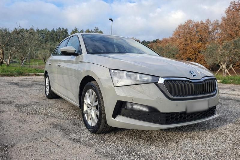 Usata Skoda Scala Ambition 90 CV (66 kW) 2021 Grigio Utilitaria