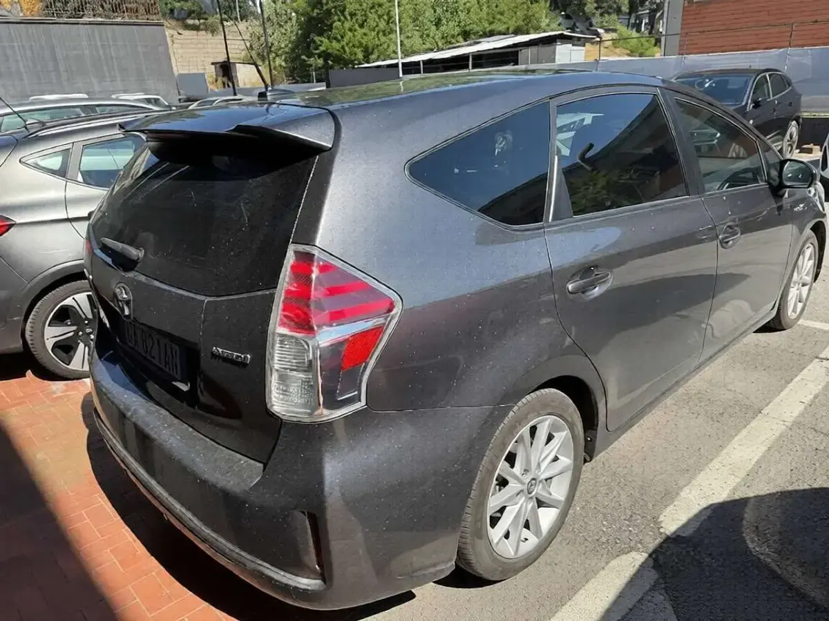 Usata Toyota Prius+ Style 99 CV (72 kW) 2020 Other Monovolume