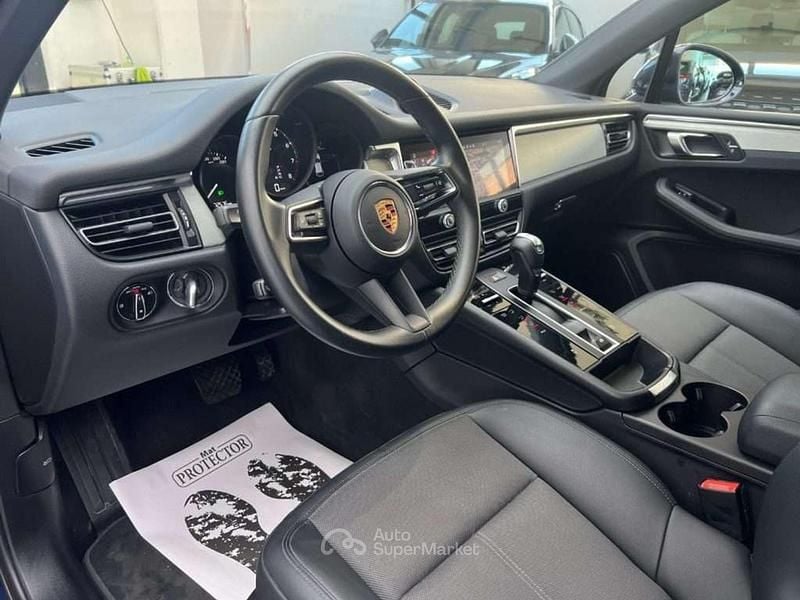 Usata Porsche Macan 265 CV (194 kW) 2022 Blu SUV