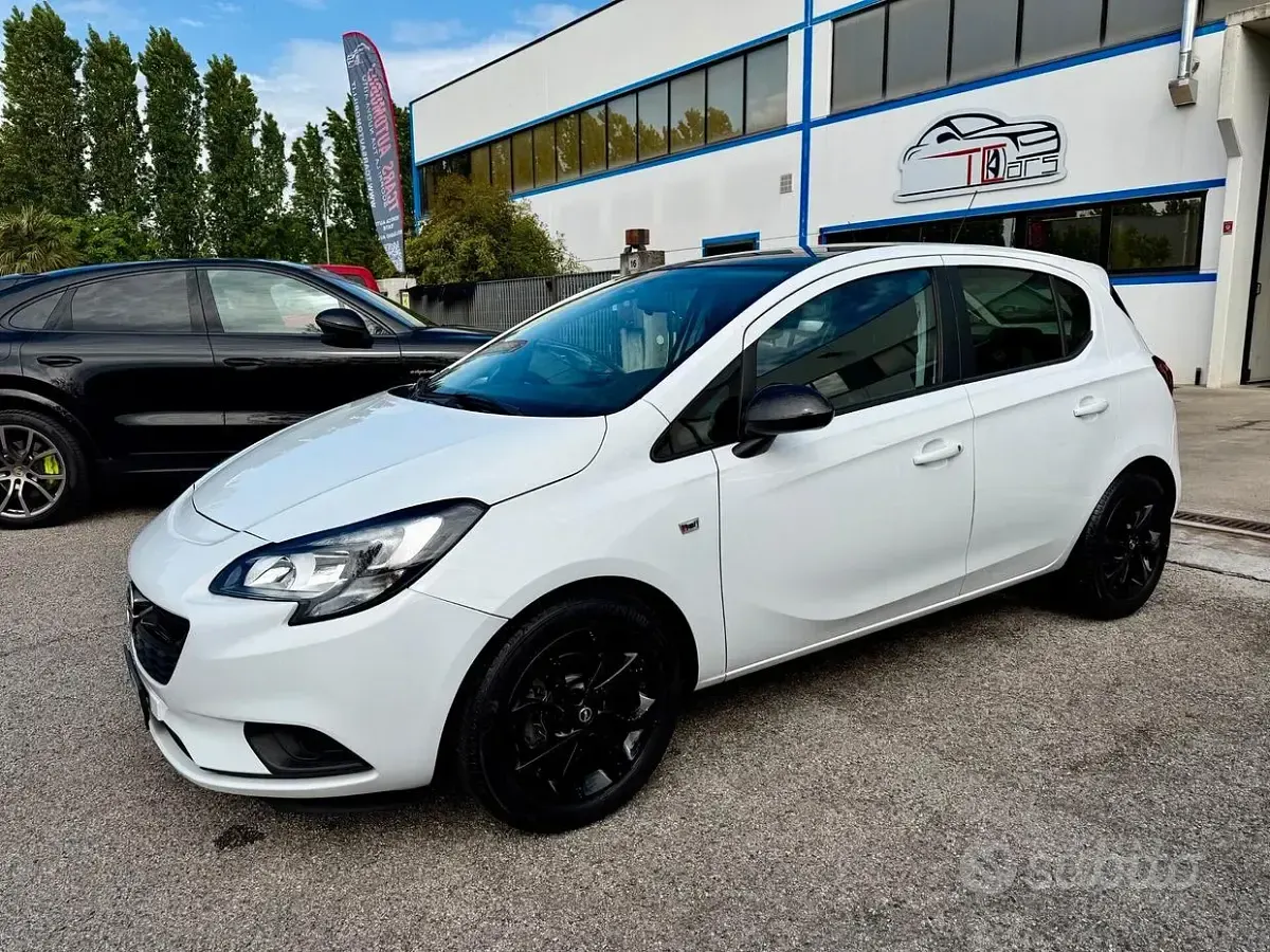 Usata Opel Corsa 90 CV (66 kW) 2016 Bianco Utilitaria