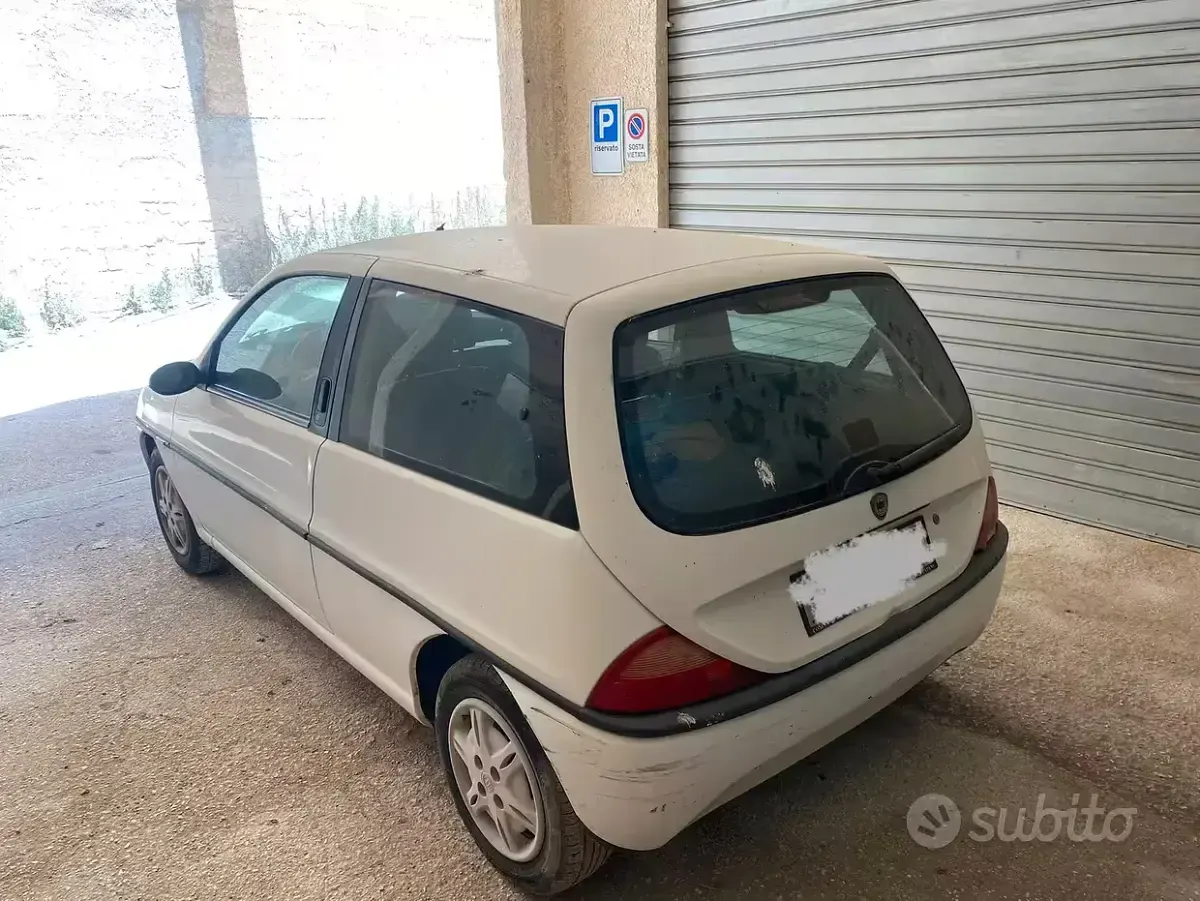 Usata Lancia Ypsilon 1998 Utilitaria