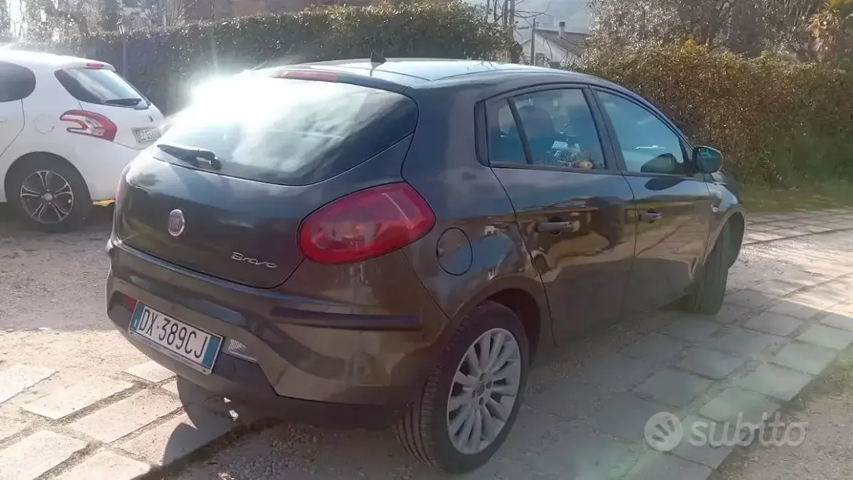 Usata Fiat Bravo Dynamic 120 CV (88 kW) 2009 Grigio Utilitaria