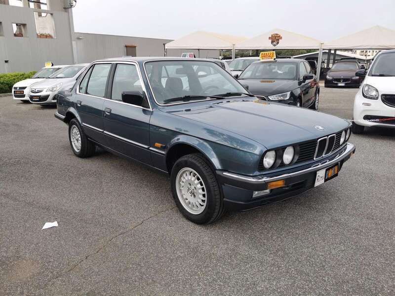 Usata BMW 318 105 CV (77 kW) 1986 Blu/azzurro Berlina