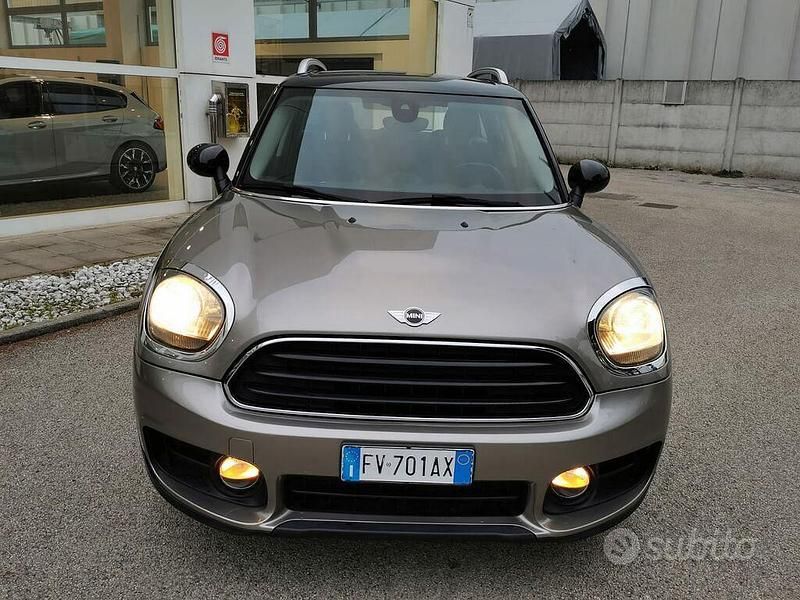 Usata Mini Cooper D Countryman 150 CV (110 kW) 2018 Argento SUV