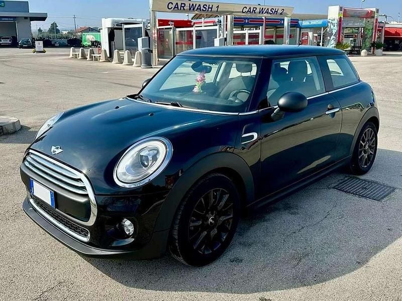 Usata Mini One D Hype 95 CV (69 kW) 2017 Nero Utilitaria