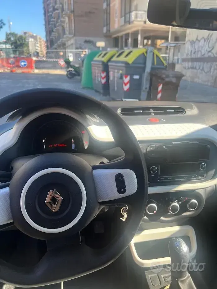 Usata Renault Twingo 69 CV (50 kW) 2018 Giallo Utilitaria