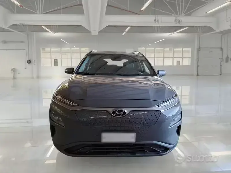 Usata Hyundai Kona XPrime 25 kW (35 CV) 2020 Grigio SUV
