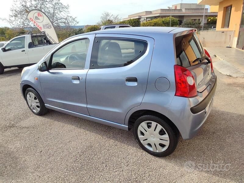 Usata Nissan Pixo 68 CV (50 kW) 2009 Blu Utilitaria