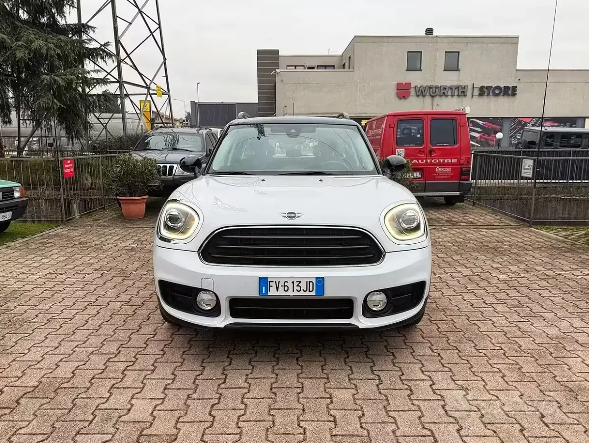 Usata Mini Cooper D Countryman 150 CV (110 kW) 2019 Bianco SUV