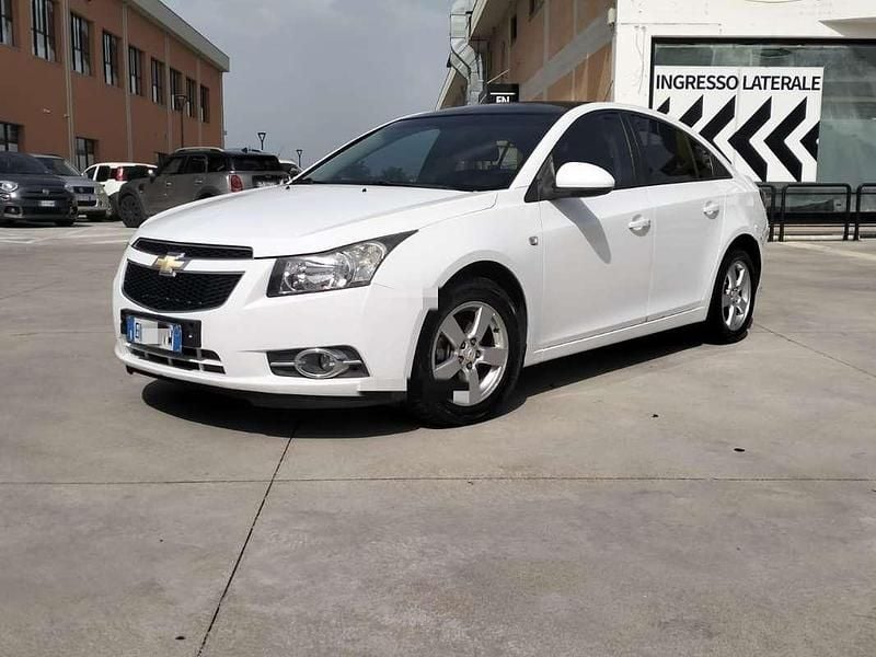 Usata Chevrolet Cruze LS 113 CV (83 kW) 2010 Bianco Berlina