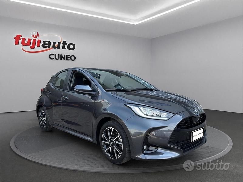 Second-hand Toyota Yaris Hybrid Trend 116 CP (85 kW) 2022 Gri Hatchback