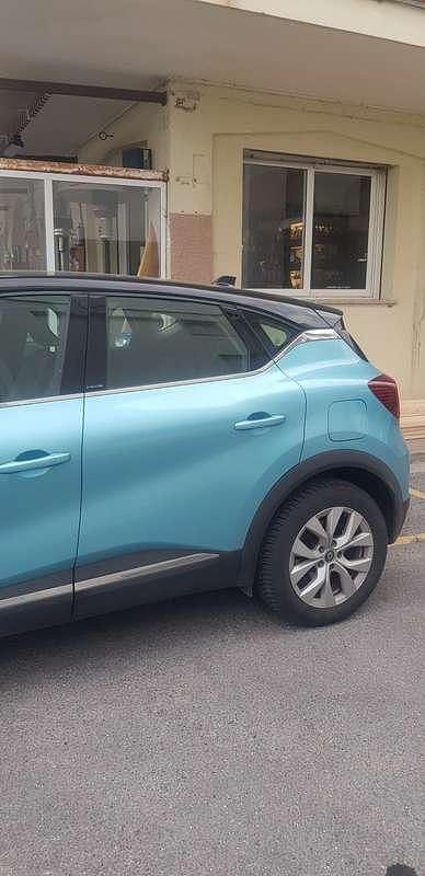 Usata Renault Captur Business 160 CV (117 kW) 2021 Blu/azzurro SUV
