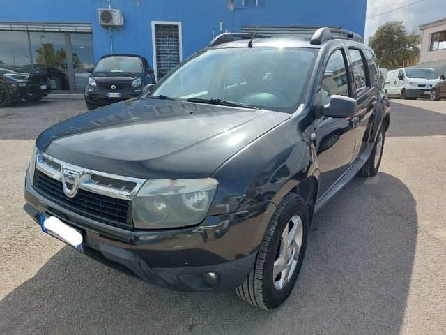 Antracite(met.) Usata 2013 Dacia Duster Lauréate SUV | 4800 € (Ottimo prezzo) - Immagine 1/4