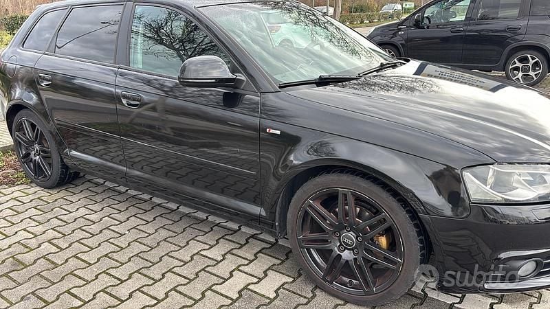 Usata Audi A3 S-Line 105 CV (77 kW) 2010 Nero Utilitaria
