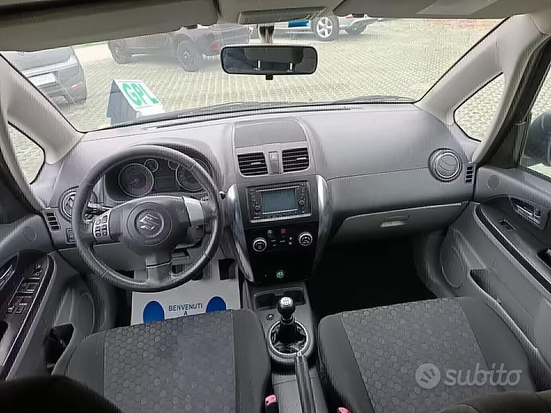 Usata Suzuki SX4 111 CV (81 kW) 2011 Grigio Station wagon