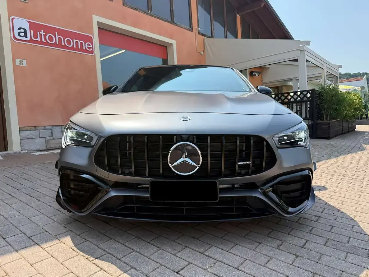Usata Mercedes CLA45 AMG Shooting Brake AMG 421 CV (309 kW) 2023 Grigio montagna magno Station wagon