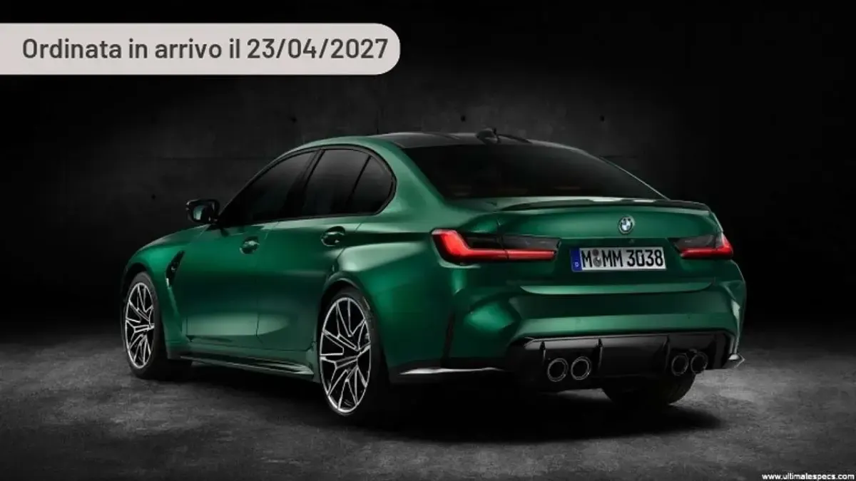 Begagnad BMW M3 Efficient Dynamics 480 HK (353 kW) 2024 Silver Sedan