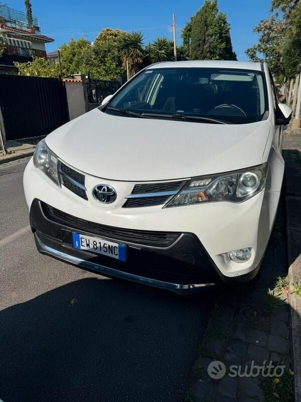 Usata Toyota RAV4 124 CV (91 kW) 2014 Bianco SUV