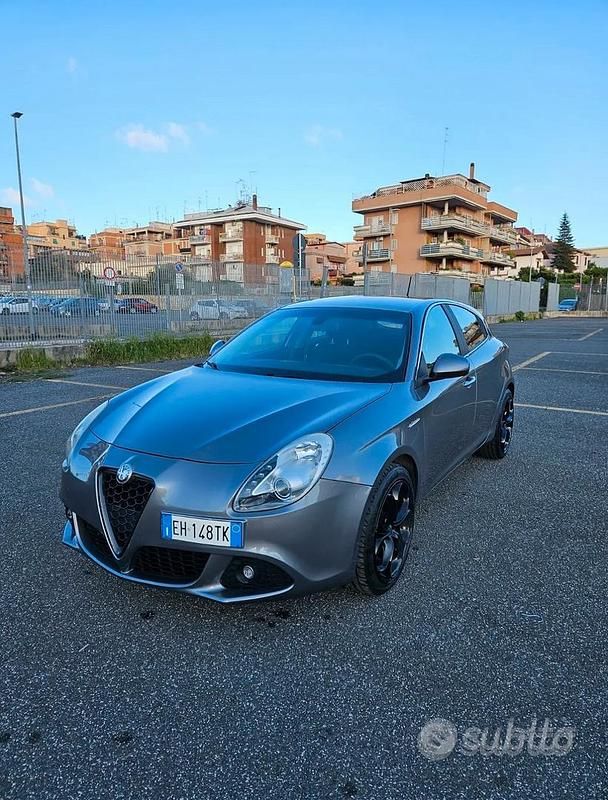 Usata Alfa Romeo Giulietta 170 CV (125 kW) 2011 Grigio Utilitaria