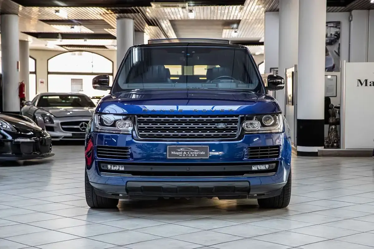 Usata Land Rover Range Rover SVAutobiography 551 CV (405 kW) 2017 Palette blue svo premium SUV
