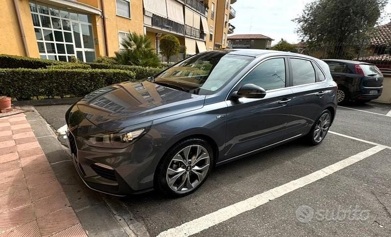 Usata Hyundai i30 N Line 136 CV (100 kW) 2019 Grigio Berlina