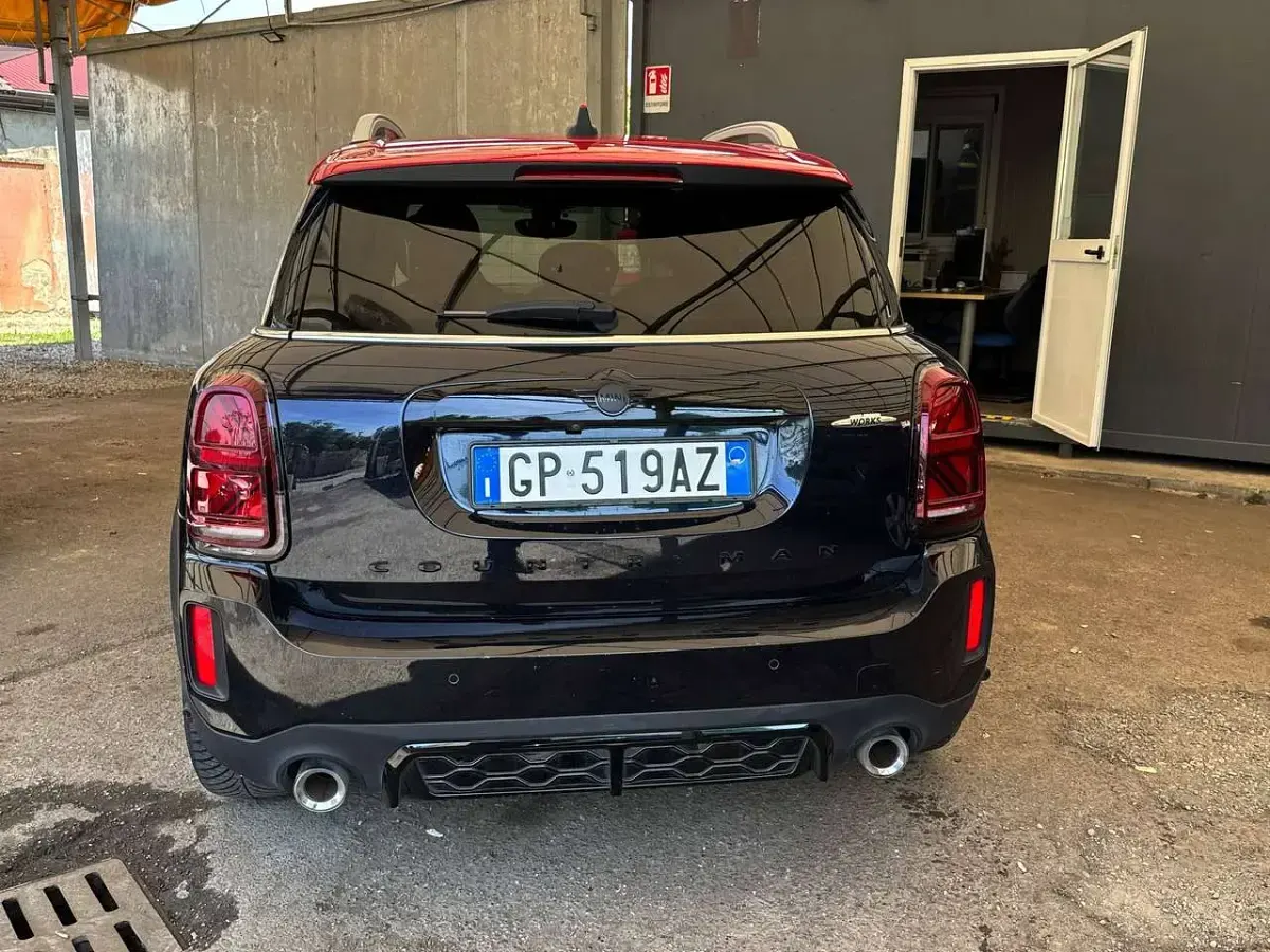 Usata Mini John Cooper Works Countryman 306 CV (225 kW) 2023 Enigmatic black SUV